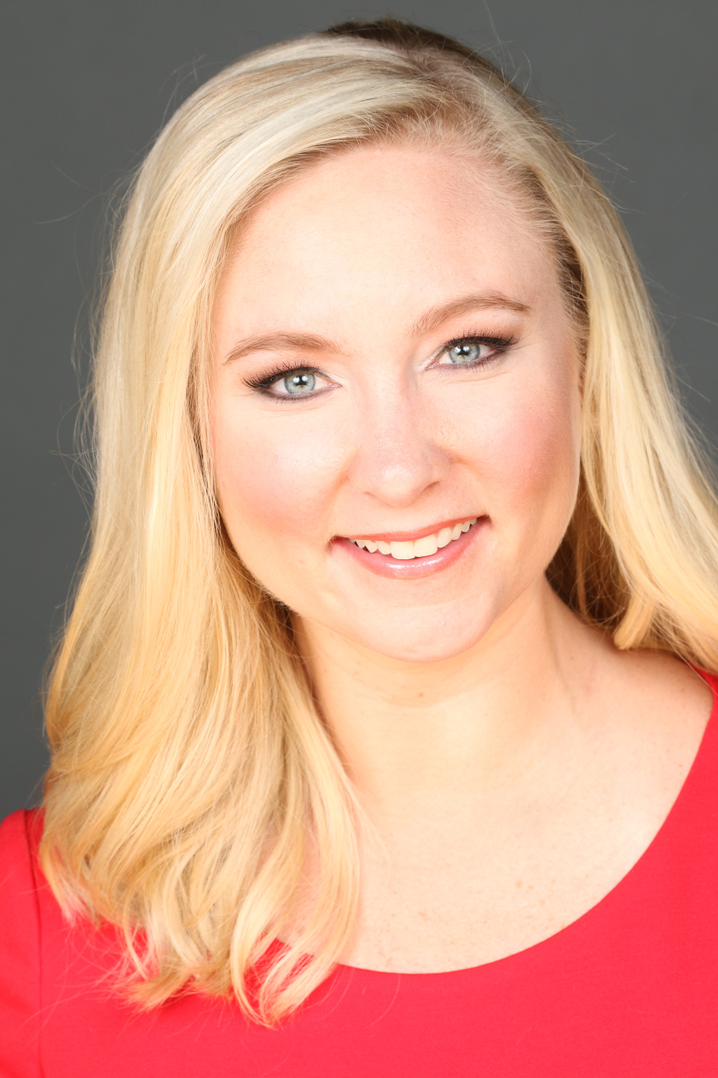 Portrait of Lauren Zelt